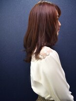 ヘアスタジオヘーフリヒ(HAIR STUDIO HoFLICH)&nbsp;【耳にかけた時の安定感】