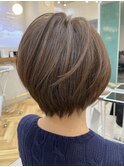 艶カラーの前上がりショート/白髪対応/大人女性/本厚木