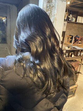 ロイジー(roijir) roijir表参道×艶感オリーブブラック＊ヨシンモリ巻き