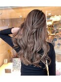 ハイライト × ホワイトベージュ