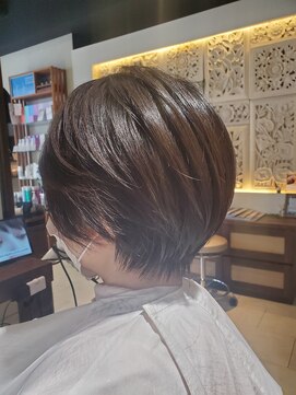 イヴ (EVE) くびれショート*サロンスタイル【代々木/新宿】