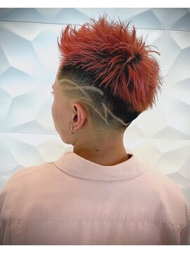 銀座マツナガ 浅草店 個性派フェード/ジェットモヒカン風スタイル/レザーアート