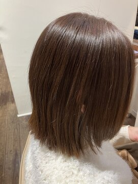 シュリンプイッチョウメモコ(SHRIMP一丁目moco) ダメージレスを考えたナチュラルストレートパーマ