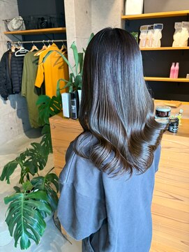 リベルタ(LIBERTA) 大人可愛い艶髪☆カーキグレージュ