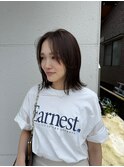 オリーブグレージュ
