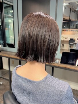 アンティコ (antico) 【大人ボブ】リップライン［札幌/円山］