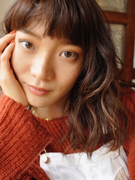 グレープバイン 港南台(GRAPEVINES) ハイライト／重めバング