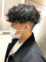 エリマ 調布(elima)&nbsp;フェザーマッシュ/波巻きスパイラル/刈り上げフェード【調布】