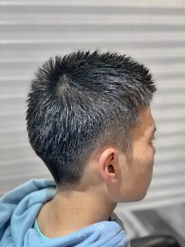 トップバイスリーナイン(TOP by THREE NINE) メンズ　フェードカット