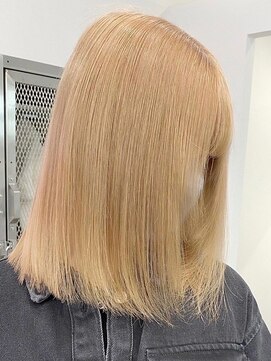 ウィコ 新宿(WICO) クリームベージュ☆ケアブリーチ/ペールベージュ[新宿駅]