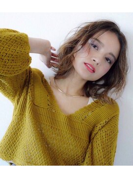 ラべリー 池袋(LOVELEY) 顔周りレイヤーミディアム×オリーブグレージュ【池袋】