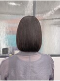 髪質改善ストレートで艶のあるミニボブ