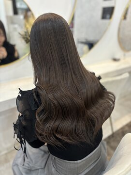 ラビス(Lovis) ホワイトグレージュ/ミニウルフ/チェリーブラウン