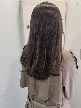 キャンバス バイ ネオリーブ 横浜西口(Canvas by neo.) ワンカールで決まるレイヤーカット 冬のナチュラルベージュ