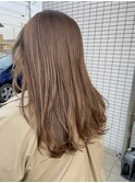 ベージュカラー
