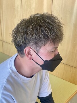 ニアウ 伊勢崎連取店(Niau) 波巻きスパイラルパーマツイストスパイラルパーマシャドウパーマ