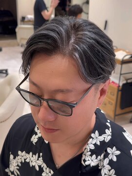 バース 梅田中崎町店(BIRTH) 50代40代白髪ぼかしシルバーメッシュバレイヤージュ