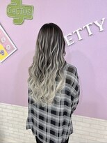 ベティ(Betty)&nbsp;グレー系グラデーション