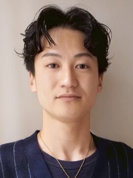 シキ(SIKI) メンズカットパーマカラー髪質改善フェザー