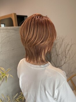 シスイ(sisui)の写真/【半個室】赤みを抑え透明感のある髪色に♪髪のダメージを最小限に抑え、艶のある美しい仕上がりに感動◎