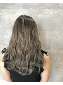 パールグレージュ バレイヤージュ