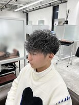 前下がりツイスパ×シルバーハイライト