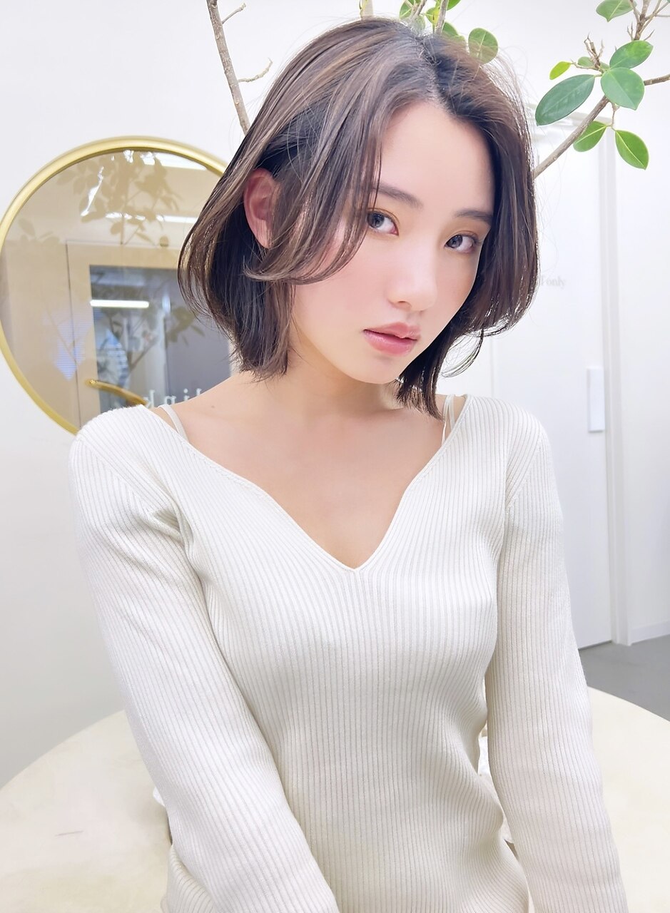 【保湿ケア】ハイ透明感カラー＋デザインカット＋AujuaTR \16500