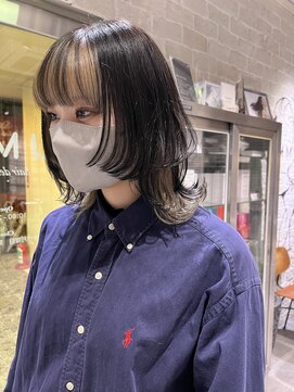 ウム(UMM) ウルフカット