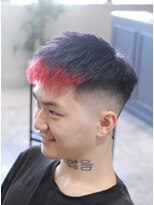 ハングアウト(Hangout)&nbsp;バーバースタイル/フェードカット/ダブルカラー/ツートンカラー