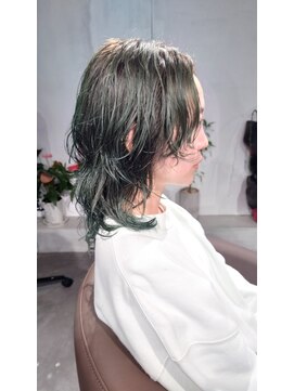 トナリ(tonari) ウルフスタイル