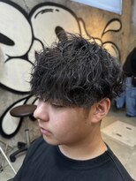 カーニー 上野(kearny)&nbsp;波巻きスパイラルパーマツイストスパイラルパーマ波巻きパーマ