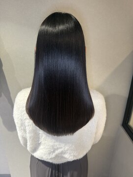 フォームフォローズファンクション 清澄白河(FORM FOLLOWS FUNCTION) 透き通るような透明感と極上の艶。