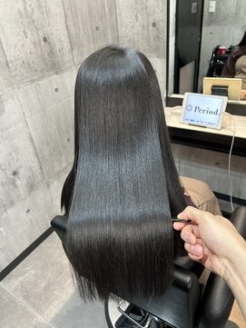 ピリオド 赤坂(Period.) ロングヘアーダークグレー髪質改善　赤坂見附
