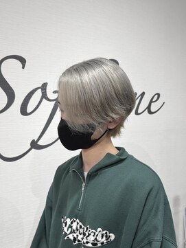 ソッフィオーネ(Soffione) シルバーカラー/ブリーチカラー/ハイトーン