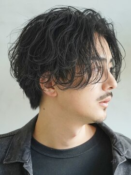 フィフス 名駅(fifth) 名古屋波巻きスパイラルパーマ名駅面すセンターパート30代毛流れ