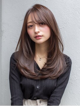ワット 新宿店 ナチュラルストレート×顔周りレイヤー