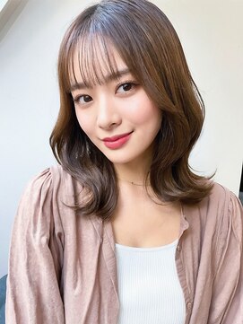 アース 相模大野店(EARTH) 小顔効果◎くびれヘア外ハネミディアムレイヤー大人可愛い韓国風