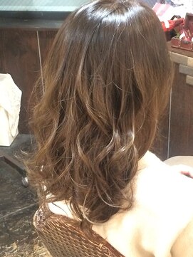 カプリス(caprice) キラ艶美髪ミルクティーカラーグラデーション