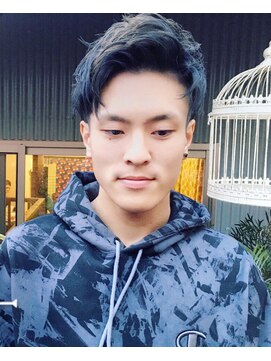 ロイ プラスアティック(roi ＋attic) 谷町6丁目美容室◆異空間美容室roi◇