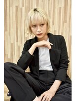 ブゾン(buZon)&nbsp;【buZon高田馬場】切りっぱなしボブ くせ毛風アレンジ