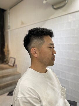 メリケンバーバーショップ フクオカ(MERICAN BARBERSHOP FUK) ビジネスショート