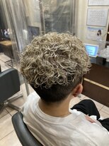 シャフト(SHAFT)&nbsp;ハイトーンプードルパーマ♪