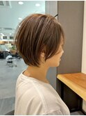 小顔カットショートボブ大人可愛いアッシュオリーブ20代30代40代