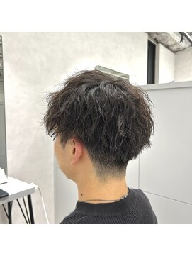 キートス(Kiitos) 【ツイストスパイラルパーマ】トウマ