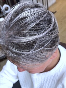ブレイズヘアー(BLAZEhair) 【完全白髪抹殺】メンズホワイトバレイヤージュ×ブリーチ2回