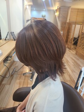 アカラ ヘアー akala hair 外ハネボブ