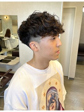 トパ(topa) 緩めスパイラルで作るスペインカール