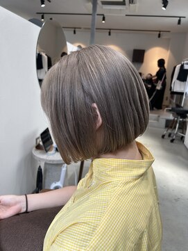 グラフ 立川(Graph.) ブリーチありダブルカラー Aujua髪質改善トリートメント