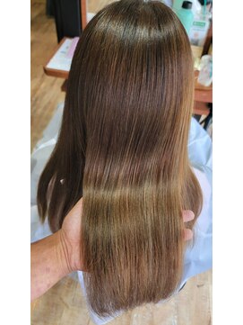 艶髪ストレート