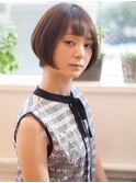 ココアベージュオリーブグレー大人可愛い黒髪小顔ショートボブ